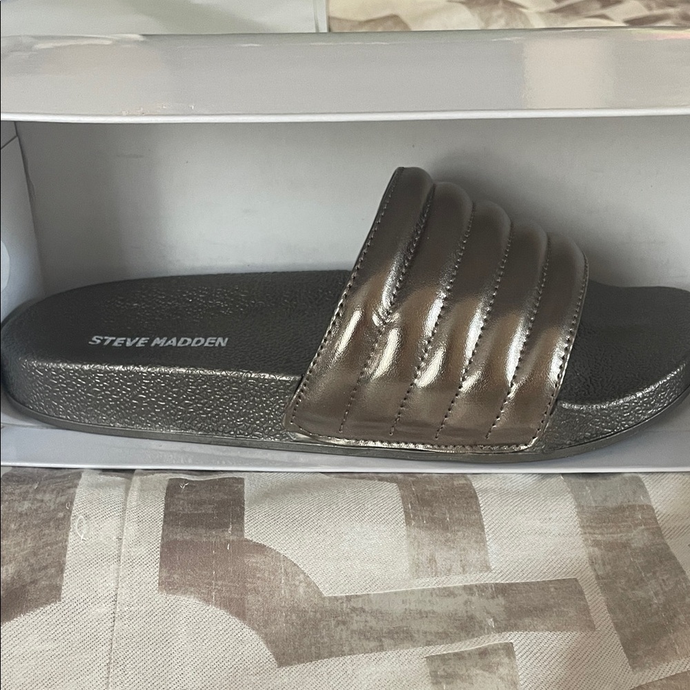 Steve Madden Metallic Bronze Quilted Slide Sandals